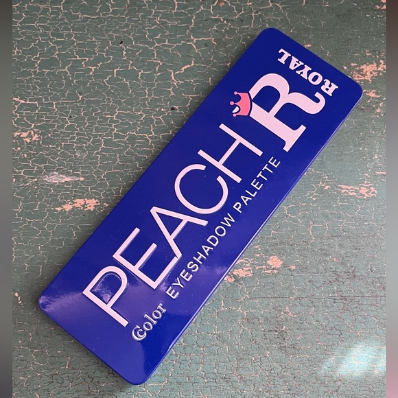 COPY - NWT CColor Royal Peach 12 Color Eyeshadow Palette - Picture 1 of 8